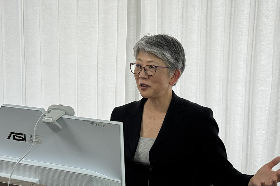 政策本会議のようす