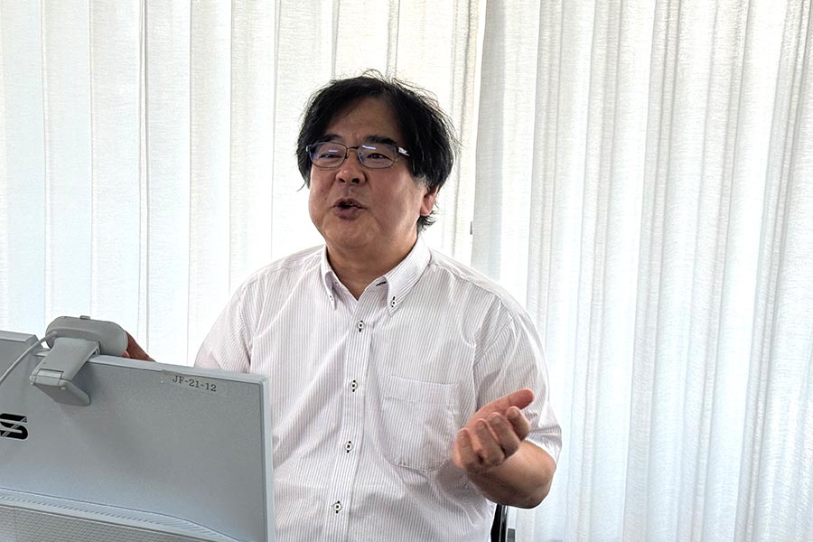 政策本会議のようす