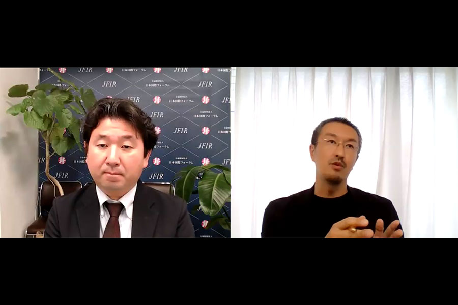 政策本会議のようす
